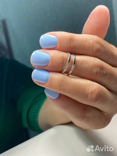 Модель на маникюр