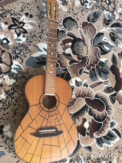 Классическая гитара шестиструнная бу