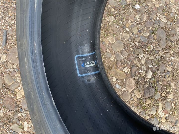 Tigar UHP Ultra High Performance 245/45 R17