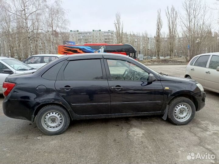 LADA Granta 1.6 МТ, 2013, 239 837 км