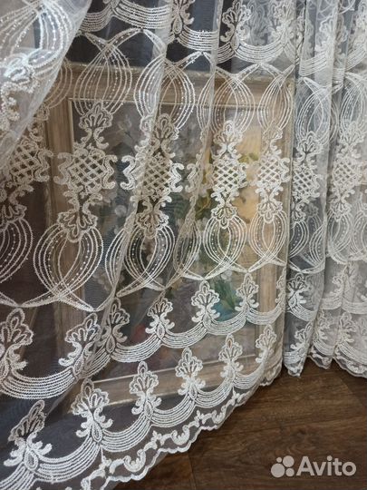 Красивая кордовая вышивка на сетке отрезы 5 и 6 м