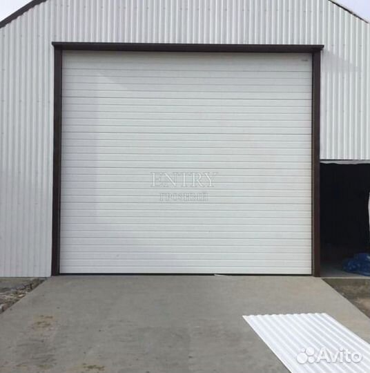 Ворота гаражные секционные