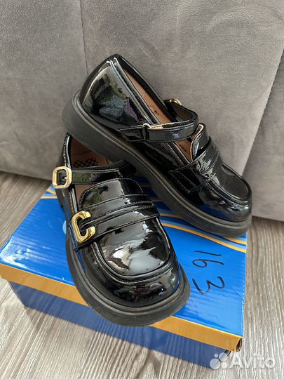 Обувь на девочку