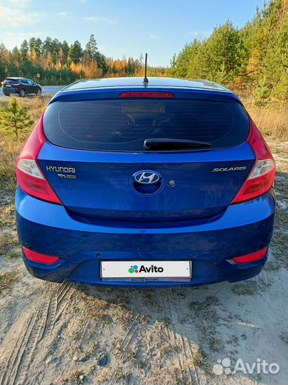 Hyundai Solaris 1.4 AT, 2011, 65 000 км