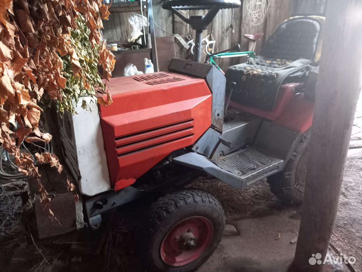 Мини-трактор КУРГАНМАШЗАВОД КМЗ-012, 1996