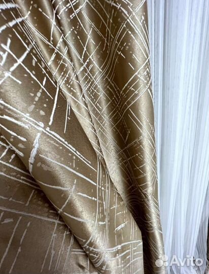 Шторы новые(2шт)