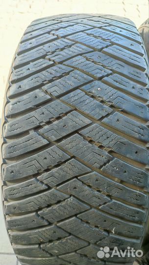 Goodyear UltraGrip Ice 225/50 R17