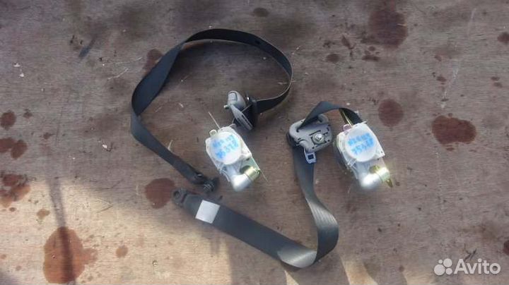 Ремень безопасности передний Toyota Allex NZE124