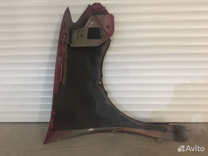 Крыло переднее левое Renault Sandero/Logan StepWay