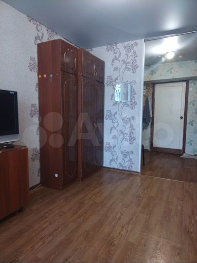 Комната 18,6 м² в 9-к., 2/5 эт.