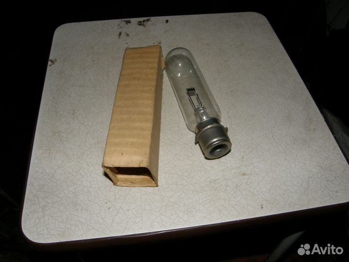 Лампа накаливания 30 В, 400 Вт