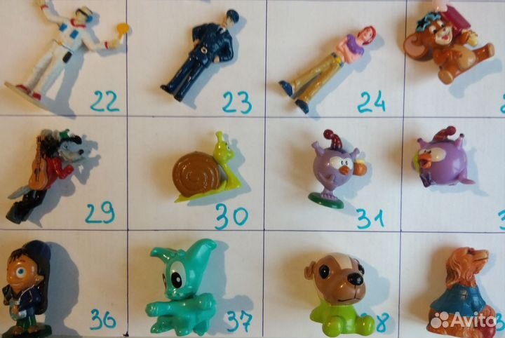 Игрушки из киндеров