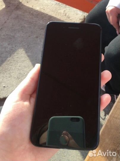 Телефон iPhone 7 plus 128 gb