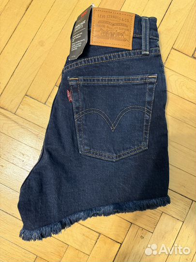 Джинсовые шорты levis