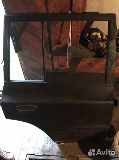 Продам двери боковые 2 шт от mmc Pajero