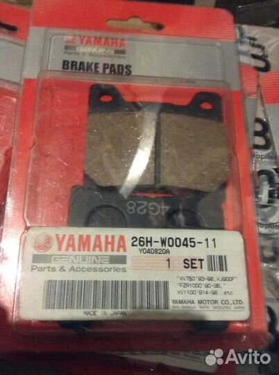Оригинальные тормозные колодки Yamaha FZR 1000
