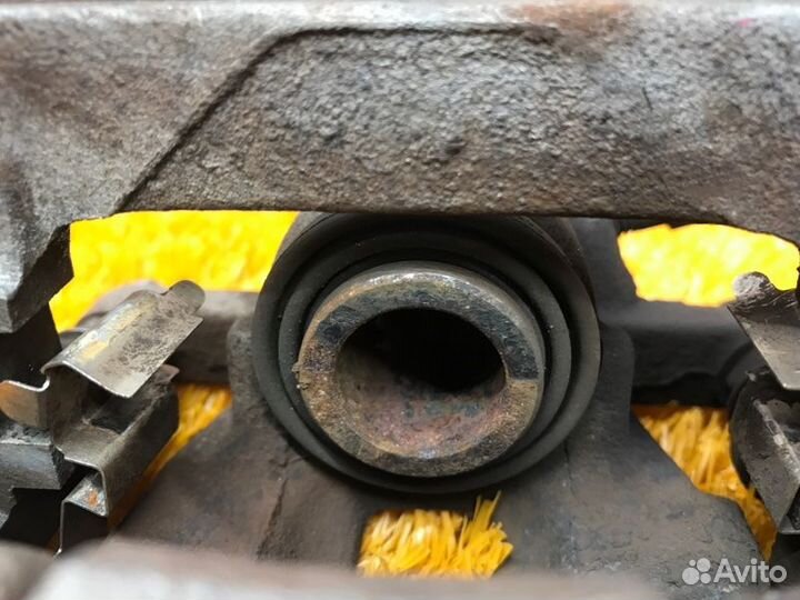 Суппорт задний правый Mercedes-Benz A-Class W169