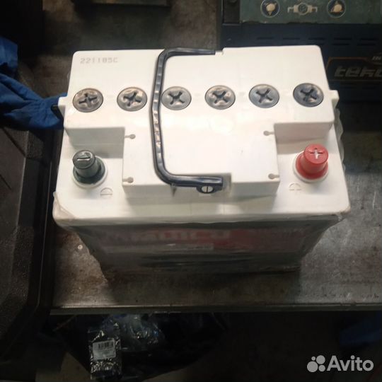 Аккумулятор автомобильный 70 ah