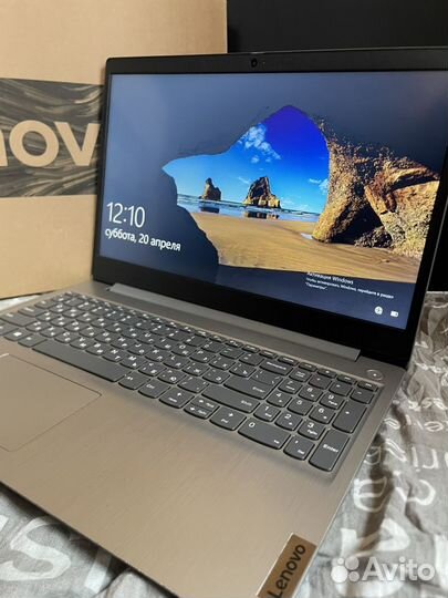 Мощный ноутбук Lenovo(i7, 8озу,nvidia)