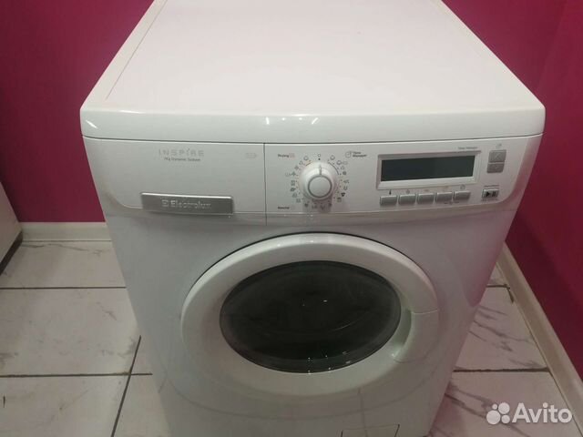Стиральная машинка с сушкой 7кг