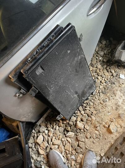 Радиатор кондиционера Lexus LS 460