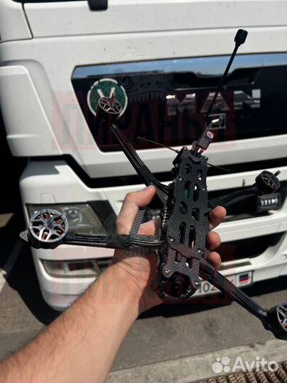 Квадрокоптер фпв Пиранья 7 и 10 ''