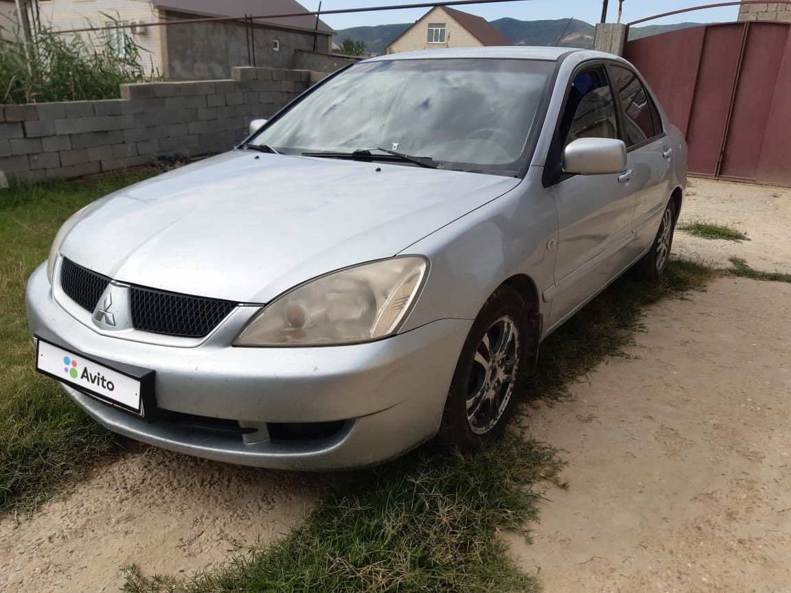 Mitsubishi Lancer: фото владельца
