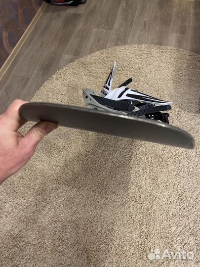 Сноуборд с креплениями