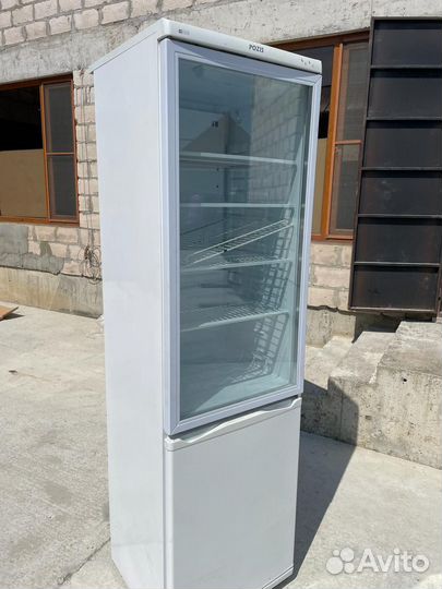 Холодильник, тепловая витринаи холодильник