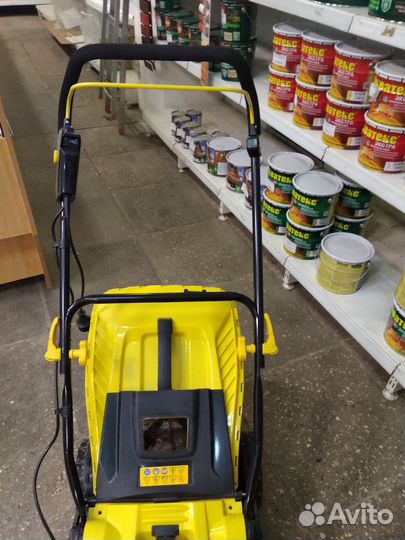 Газонокосилка электрическая champion EM 4118