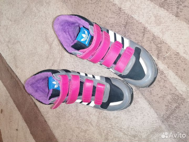 Кроссовки adidas