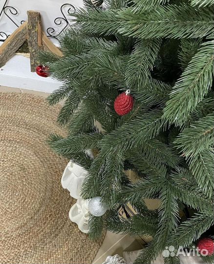 Искусственная елка