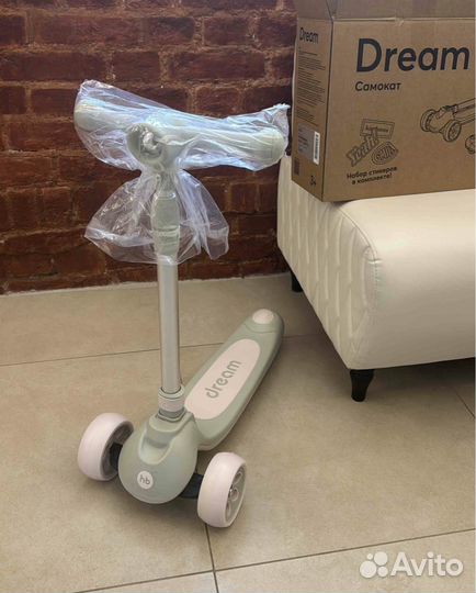 Самокат детский трехколесный новый