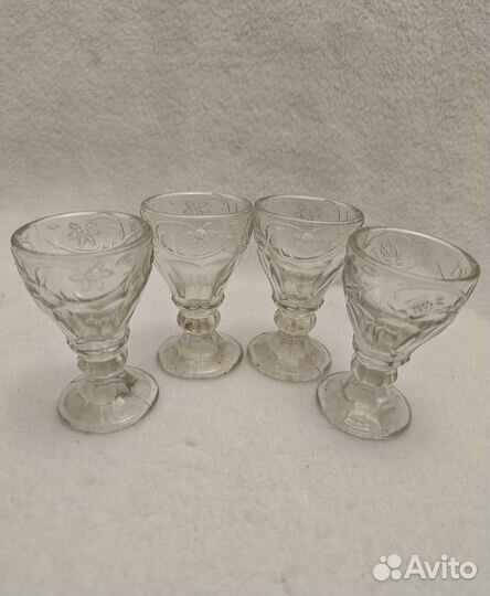 Рюмки стекло 4 шт 1930-1940 гг СССР