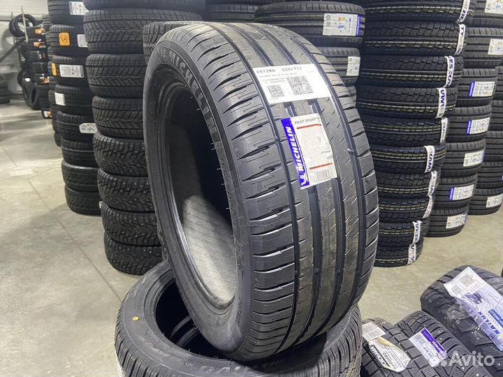 Michelin Pilot Sport 4 SUV 265/40 R21 105