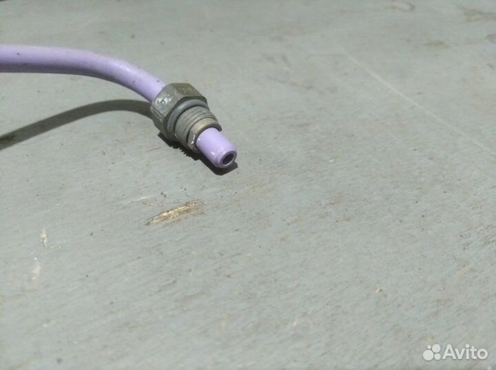 Трубка пневмоподвески Porsche Cayenne 958 4.8