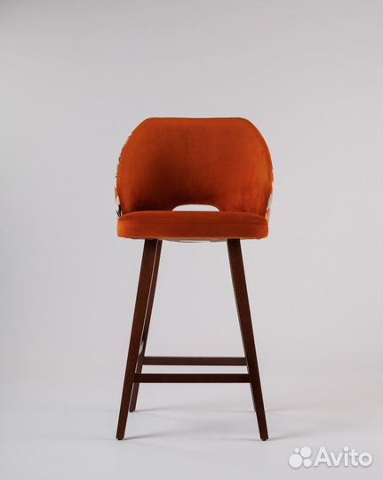 Стул барный деревянный