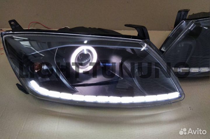 Фары Гранта с би-линзами и бегающим поворотником