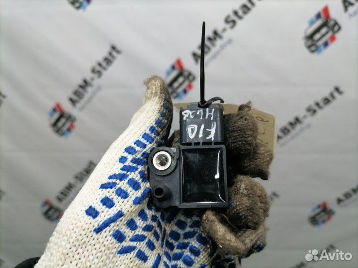 Датчик удара левый Bmw 523 F10 N52B25AF 2010