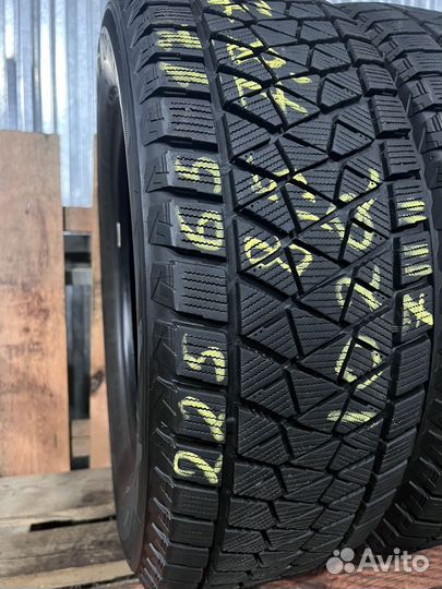 Bridgestone Blizzak DM-V2 225/65 R17 102Q
