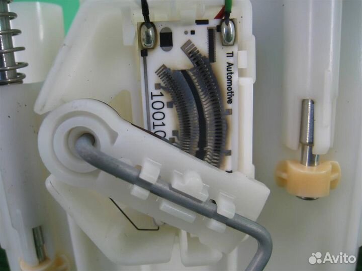 Топливный насос volkswagen Tiguan (5N1) 2011