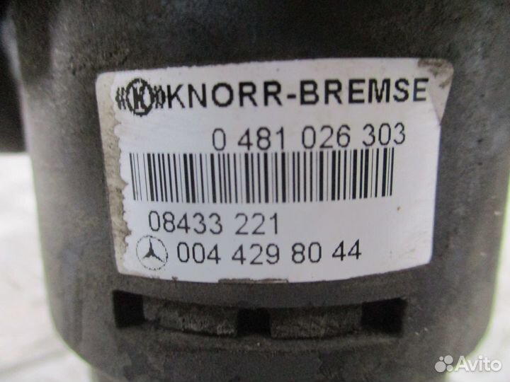 Ускорительный клапан Knorr Bremse 0044298044