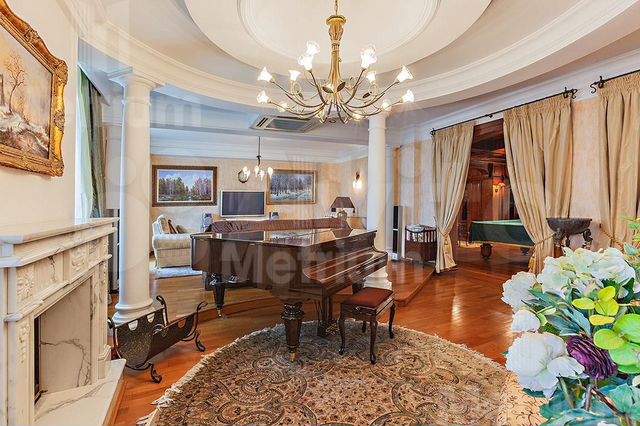 9-к. квартира, 319 м², 17/18 эт.
