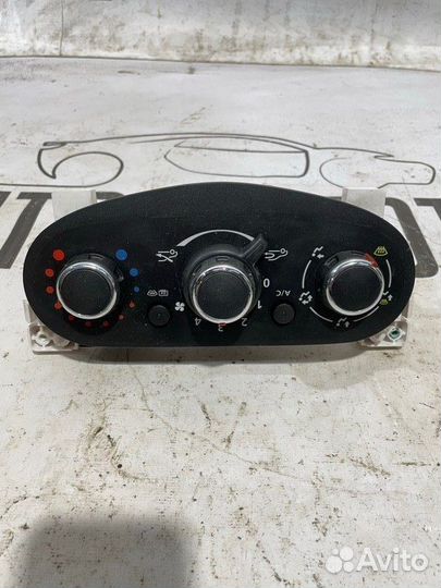 Блок управления кондиционером Renault Logan 2