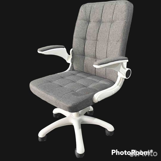 Компьютерное кресло с массажем