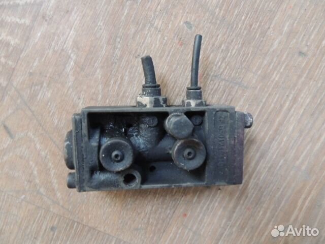 Клапан кпп пневматический 1669324