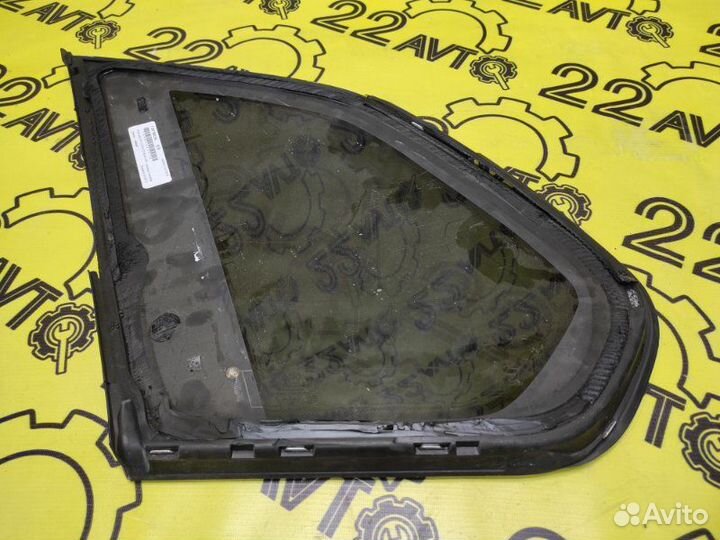 Форточка задняя правая Bmw X5 E70 N55 (3