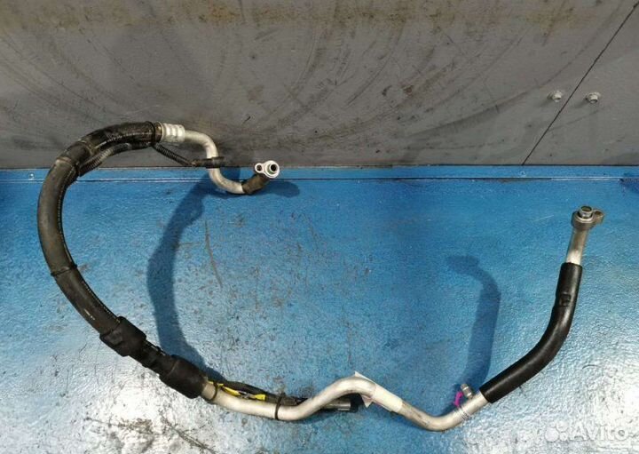 Трубка кондиционера Ford Escape ZD