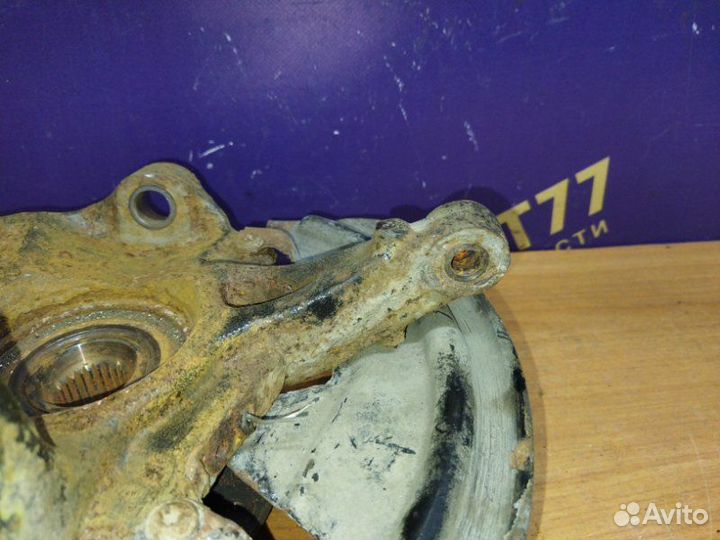 Кулак поворотный передний левый Renault Fluence