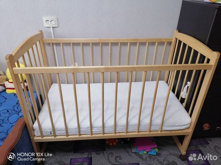 Детская кроватка